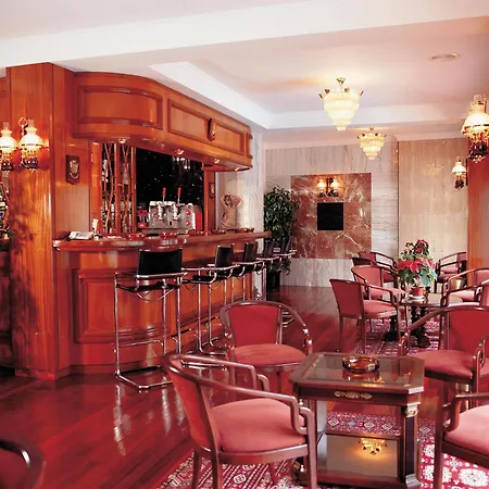 Hotel Don Manolito 3*