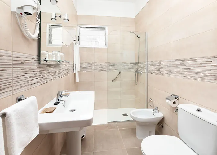 Hotel Don Manolito 3*